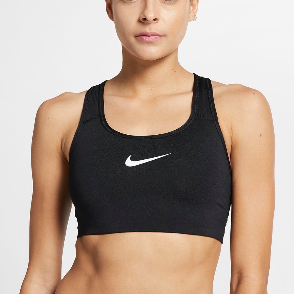 Nike Sports Bra - Classic Swoosh in Black